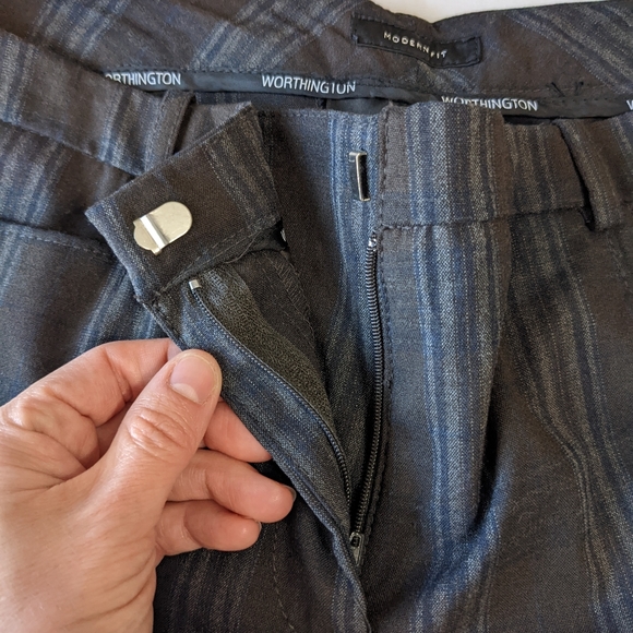 Worthington Modern Fit Straight Leg Trouser Pants with Stripes Women's Size 8 - Picture 4 of 11